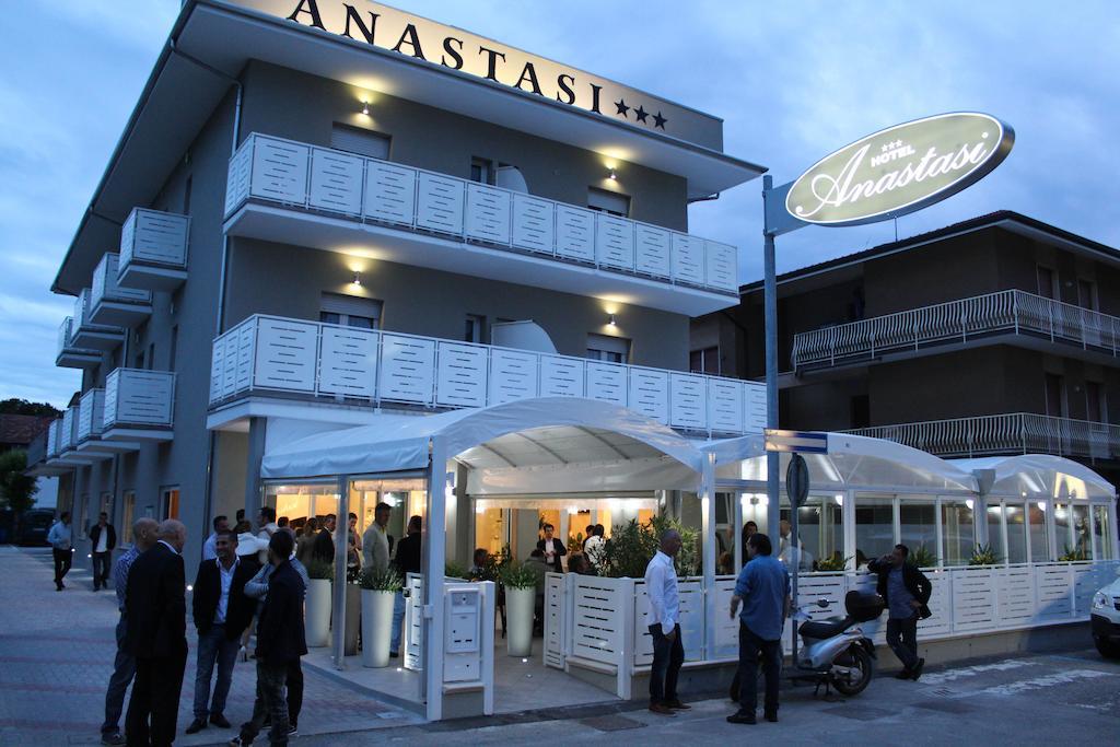 Anastasi Hotel E Residence Cervia Ngoại thất bức ảnh