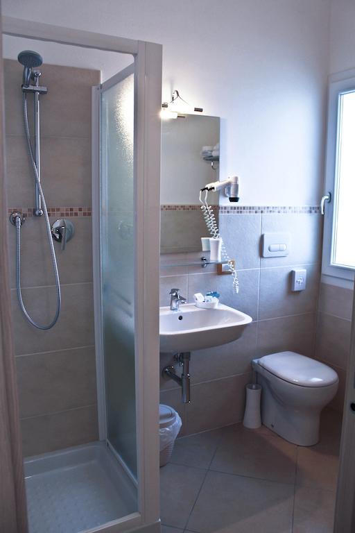 Anastasi Hotel E Residence Cervia Phòng bức ảnh