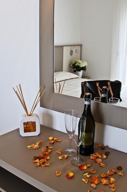 Anastasi Hotel E Residence Cervia Phòng bức ảnh